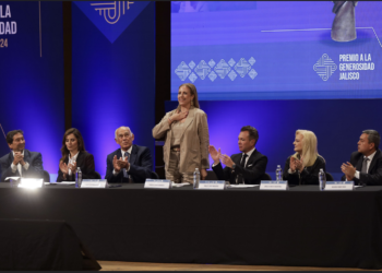 Gobierno del estado y Banco de Alimentos Guadalajara, entregan el Premio a la Generosidad Jalisco 2024